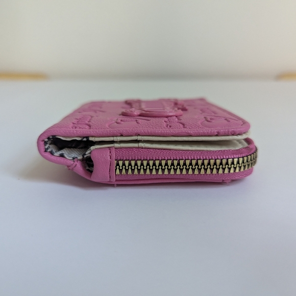 Juicy Couture Pink Embossed Wallet with Heart Charm - Picture 4 of 9